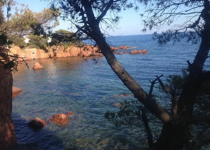 Climatise Avec Balcon A 10 Mn Des Plages Apartman *
